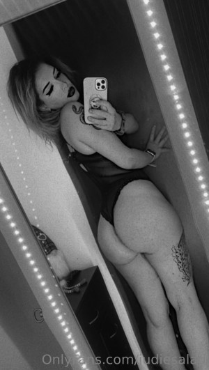 judiesalad Photo #16