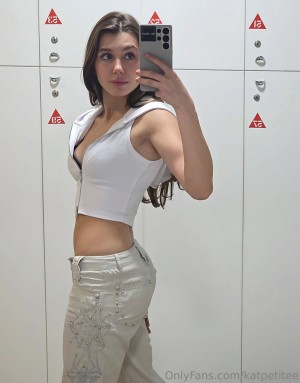 katpetitee Photo #14