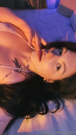 kira angel0 Nude Leaks OnlyFans Photos #1