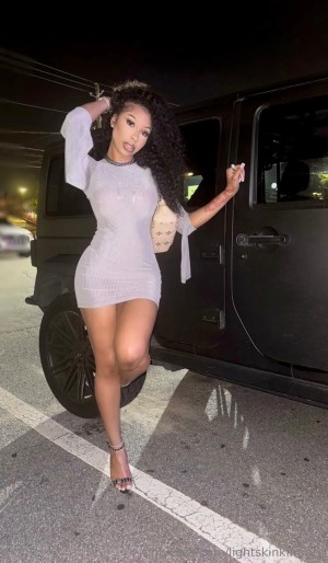 lightskinkimmm Photo #25