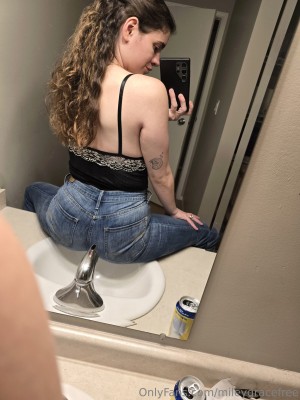 mileygracefree Photo #28