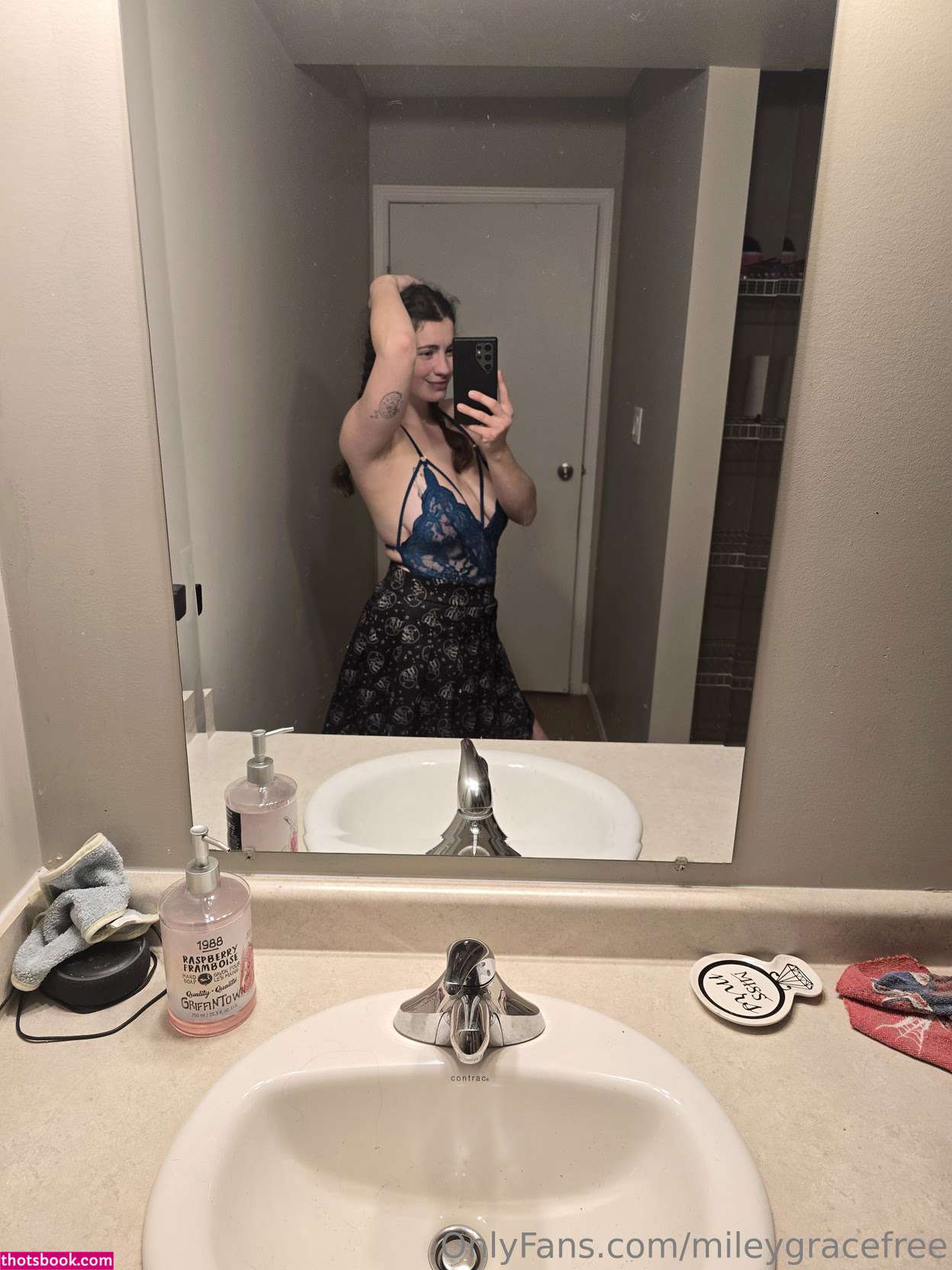 mileygracefree Photo #36