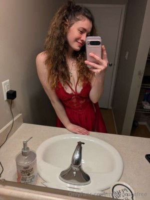 mileygracefree Photo #40