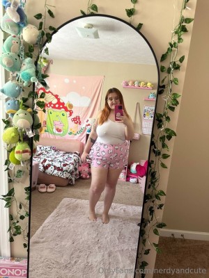 nerdyandcute Photo #3