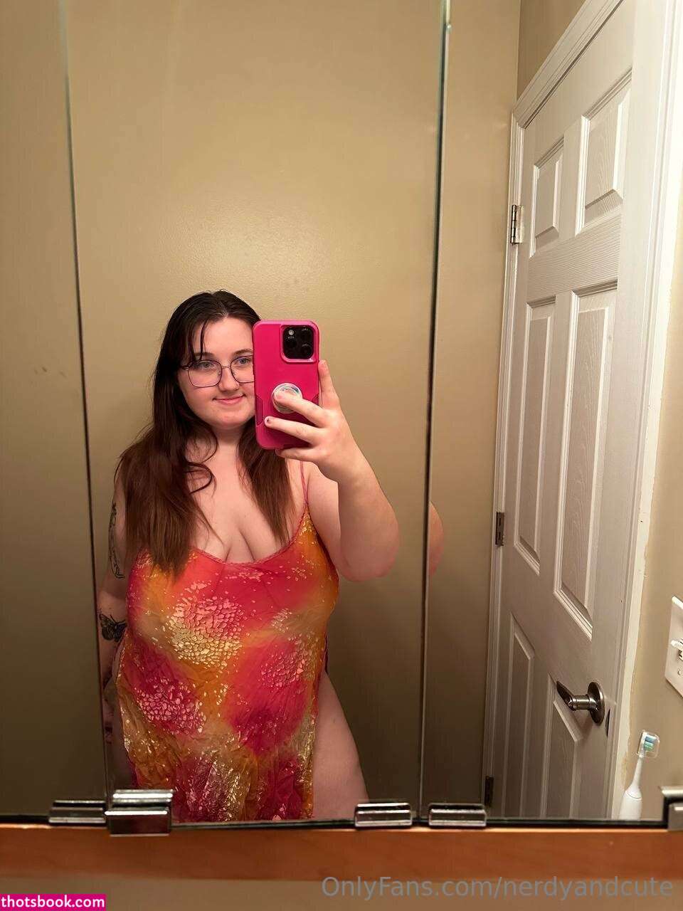 nerdyandcute Photo #10