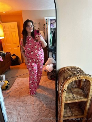 nerdyandcute Photo #15