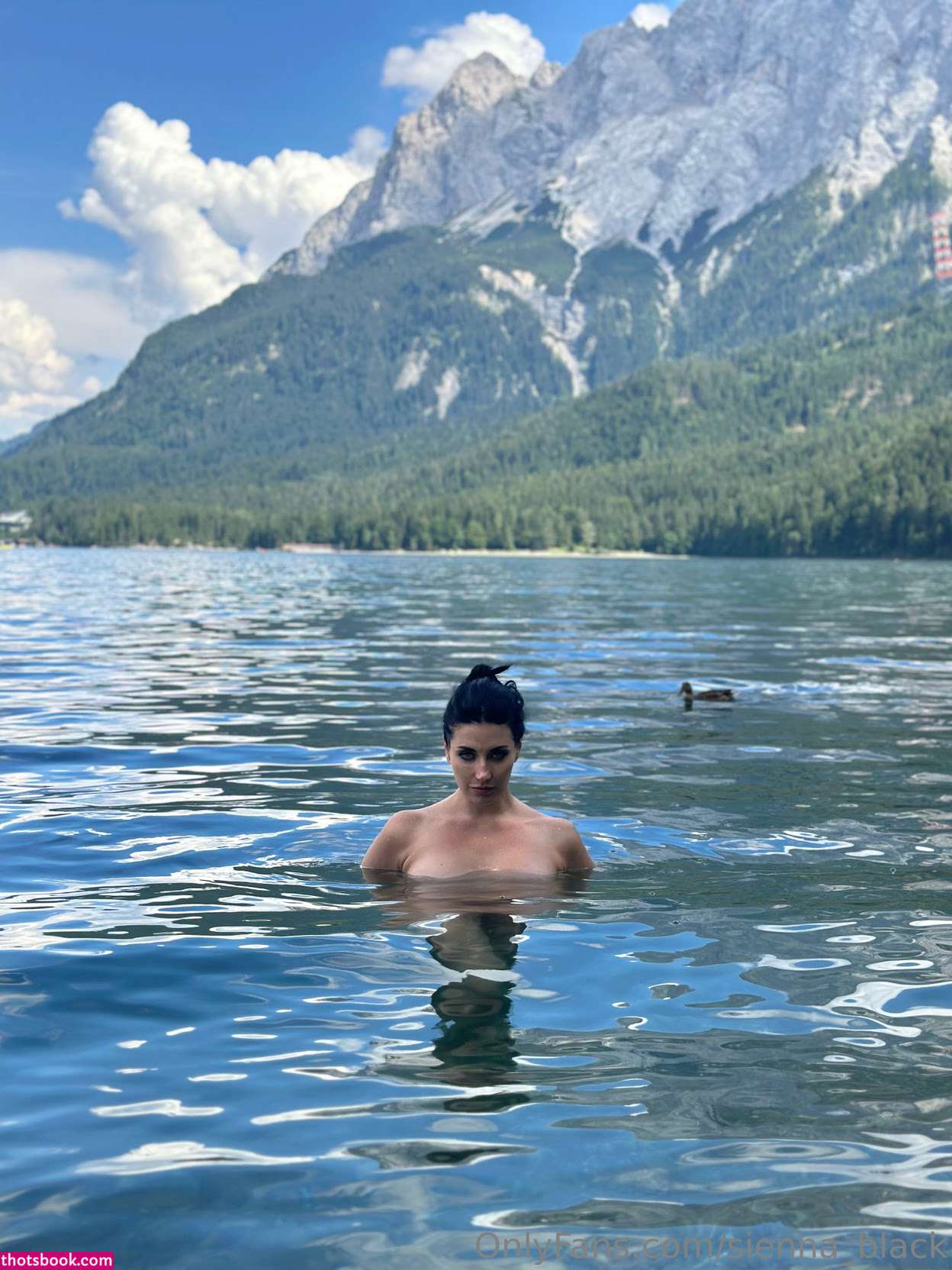 Sienna Black Photo #152