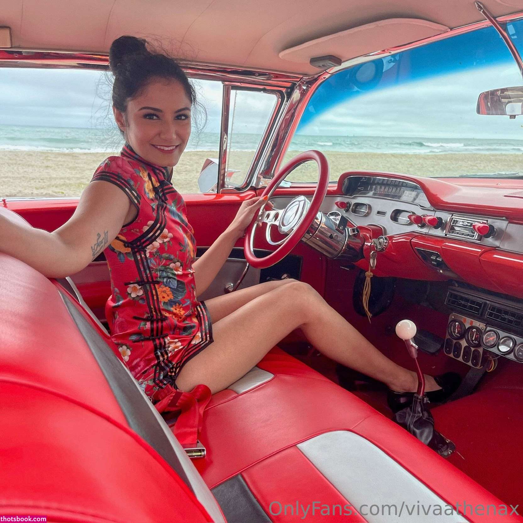 vivaathenax Photo #18