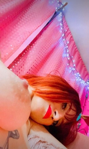 Hillary Martinez Photo #9