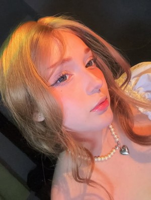 myminimoonie Photo #37