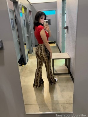 bunnilexi Photo #19