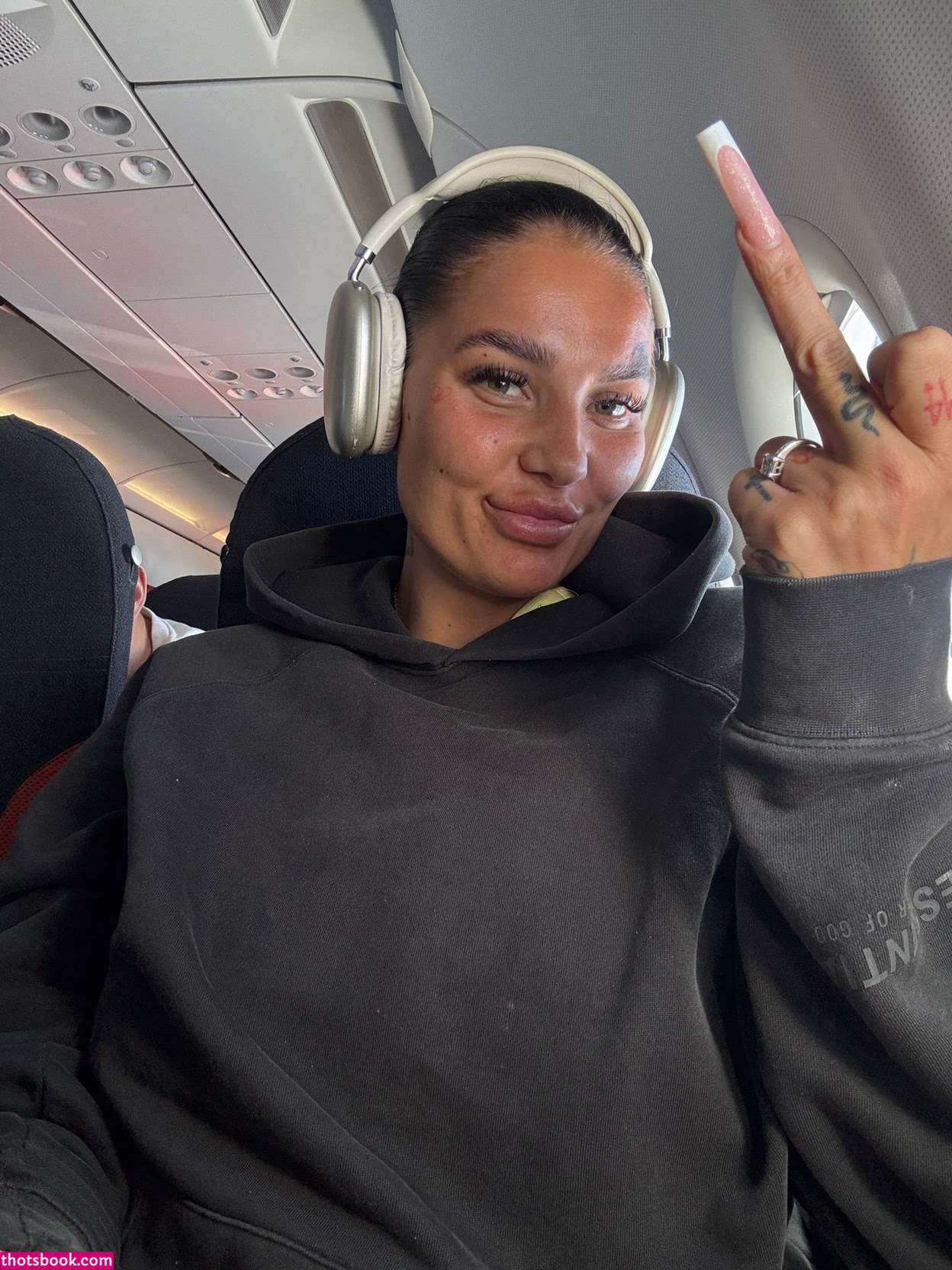 Hennydiamonds Photo #17