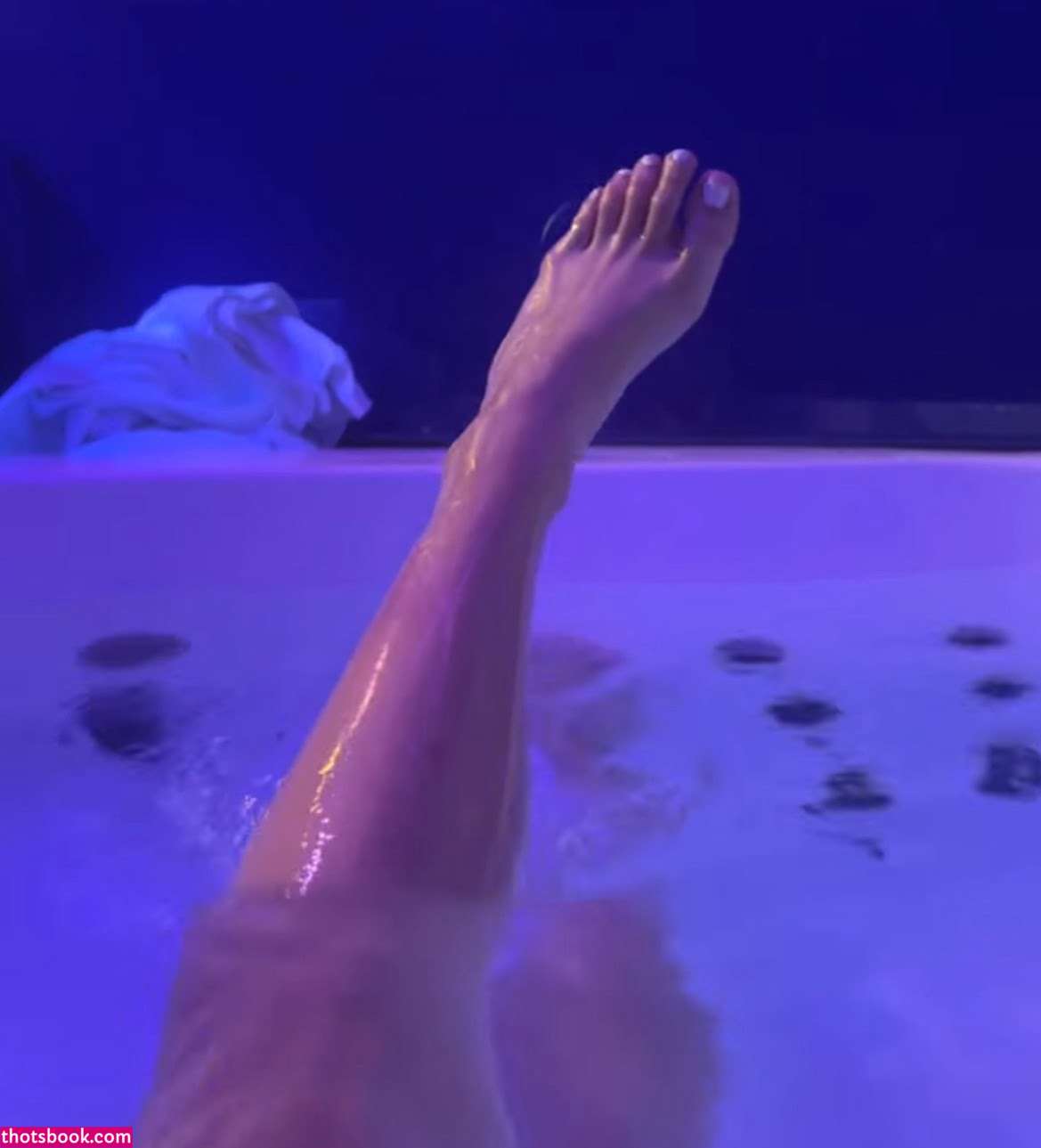 Julinaa May Photo #8