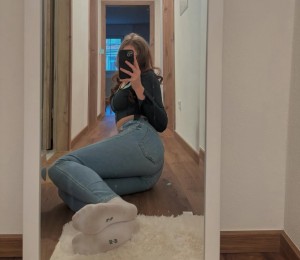 Julinaa May Photo #44