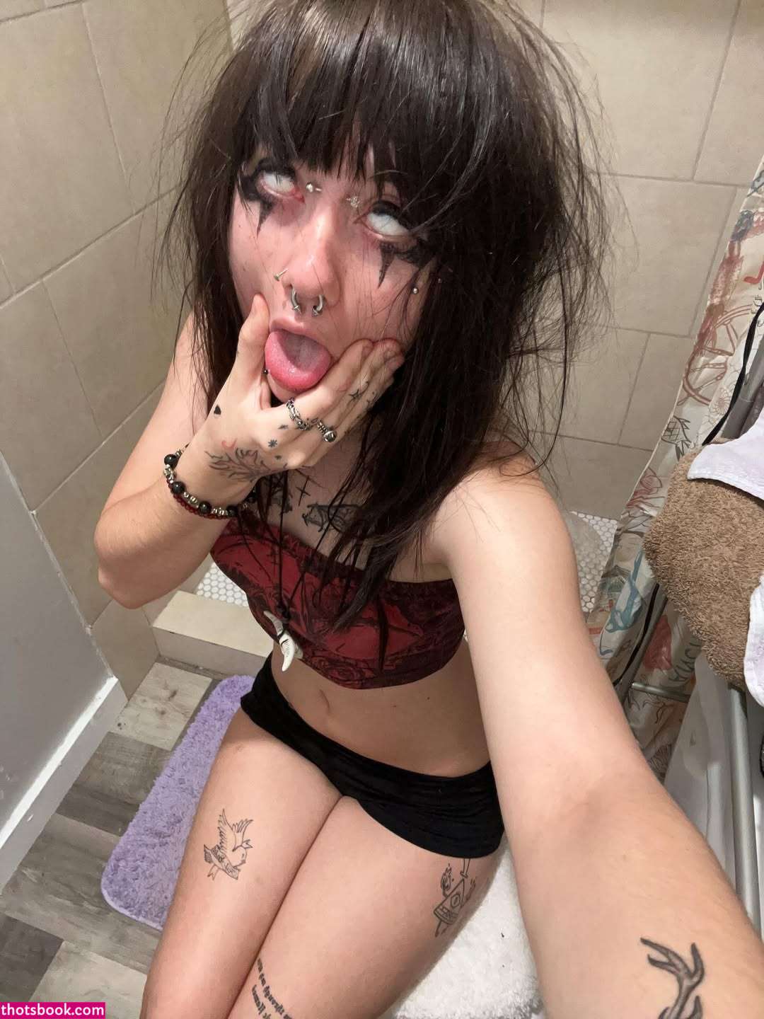 lustbunnyx3 Photo #1