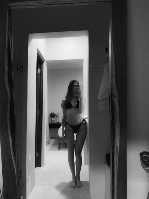 Alyssa Loxart Photo #19