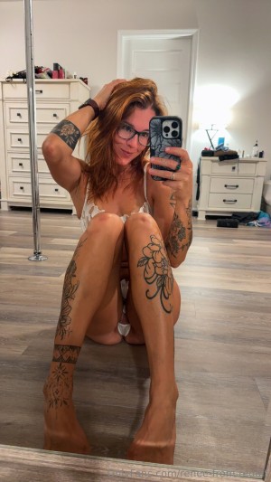 Renee From Reddit Photo #38