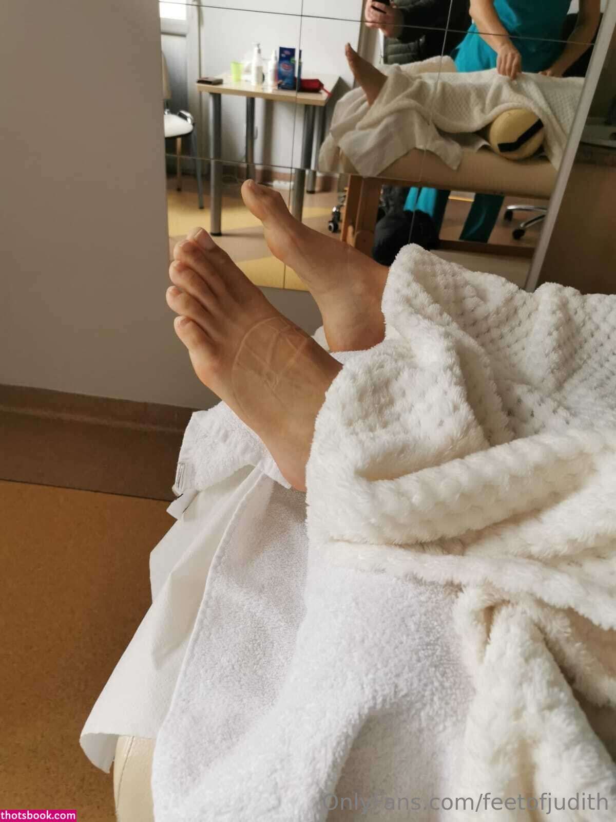 feetofjudith Photo #23