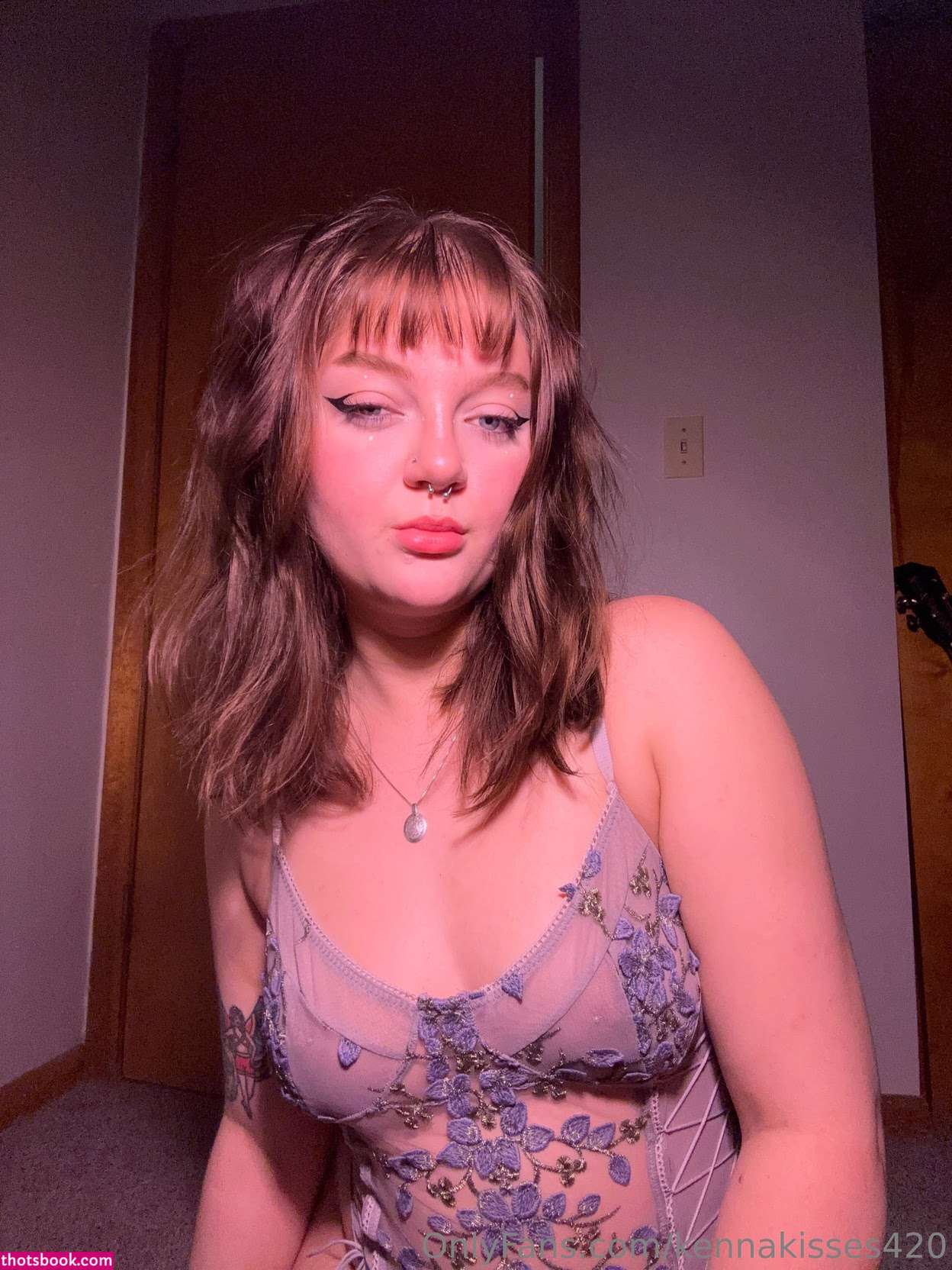 kenziekisses420 Photo #24