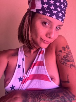 lucypink19 Photo #11