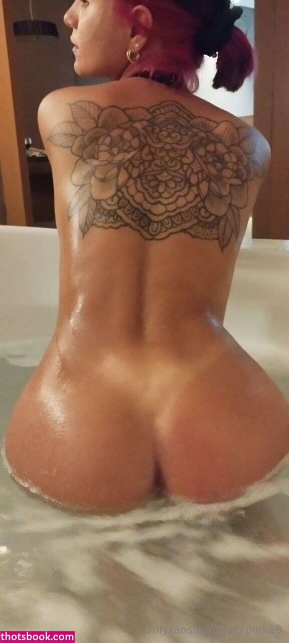 lucypink19 Photo #27