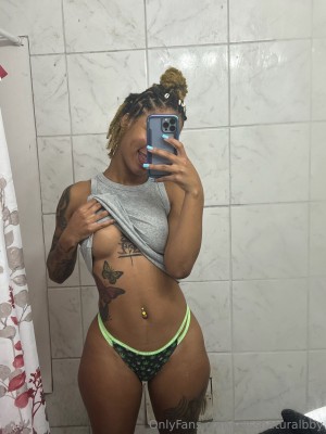 missnaturalbby Photo #13