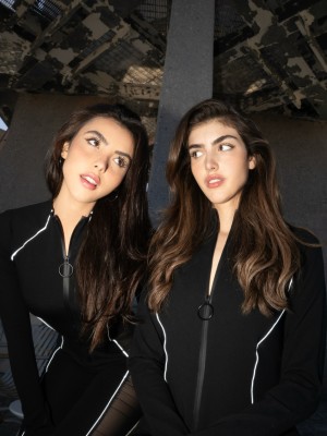 Andrea Botez Photo #61