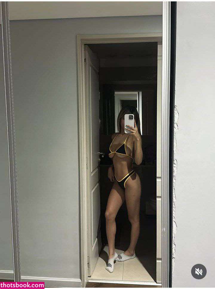 Araceli Salinas Photo #44