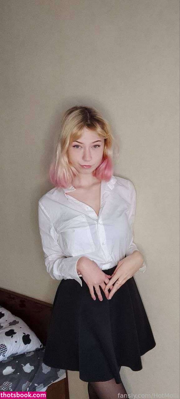 Jenny Shine Photo #10