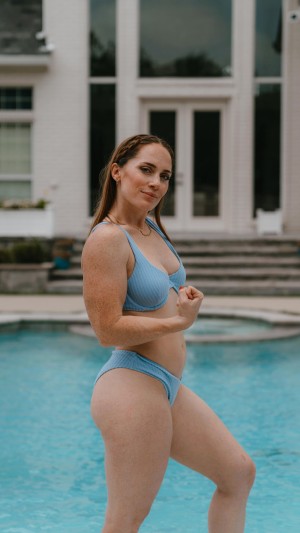 Meg Gallagher Photo #8