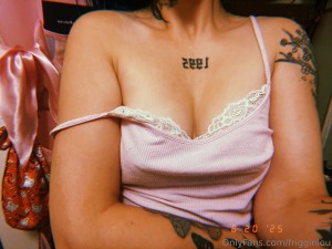 frigginlou Photo #53