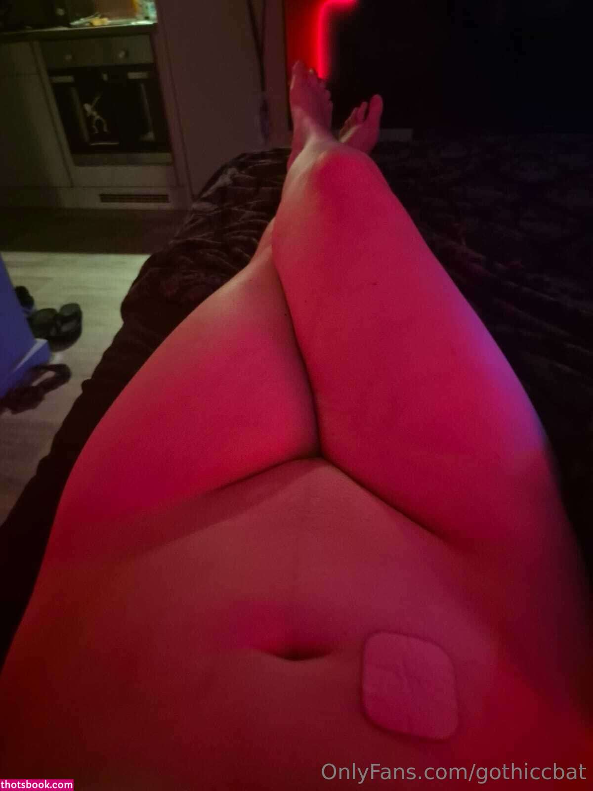gothiccbat Photo #25