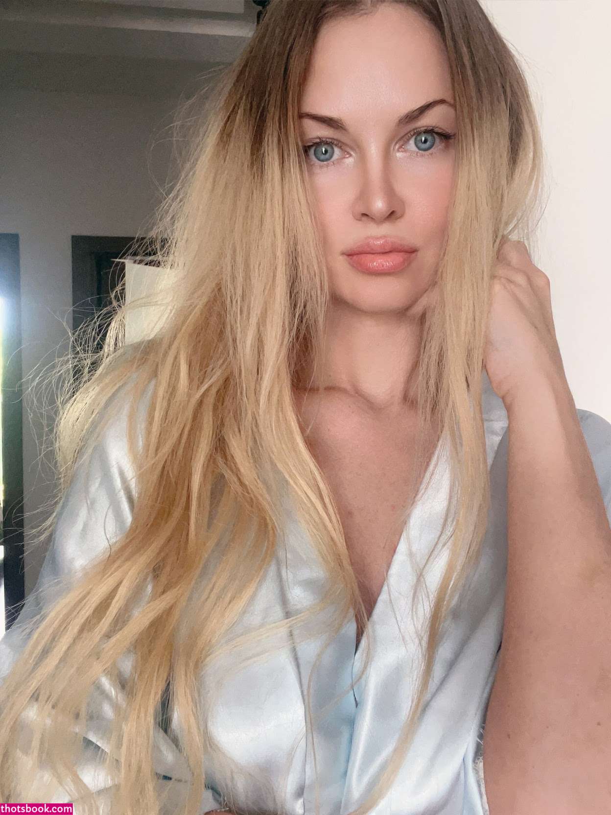 Isabelle Bloom Photo #20