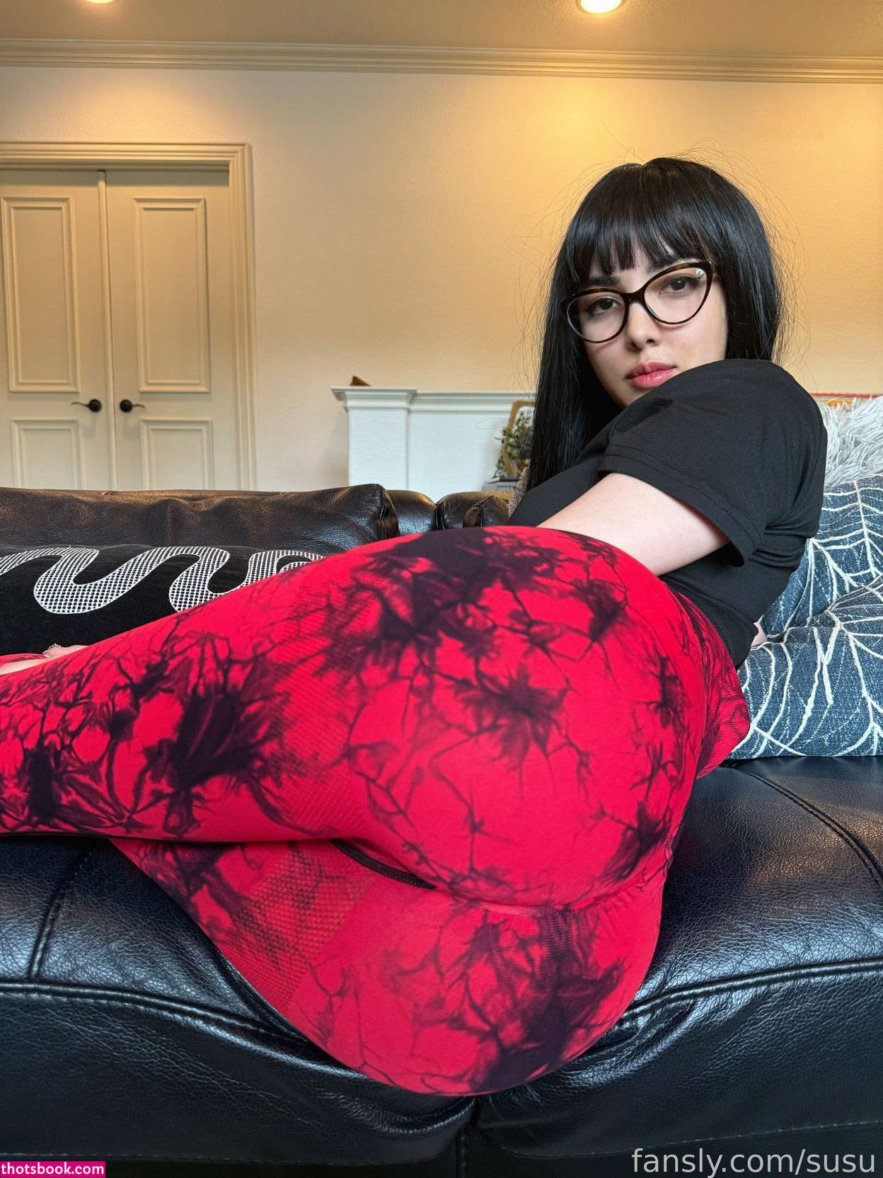 Swimsuit Succubus Photo #144