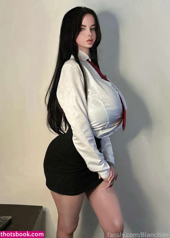 Theimpartialbunny Photo #46