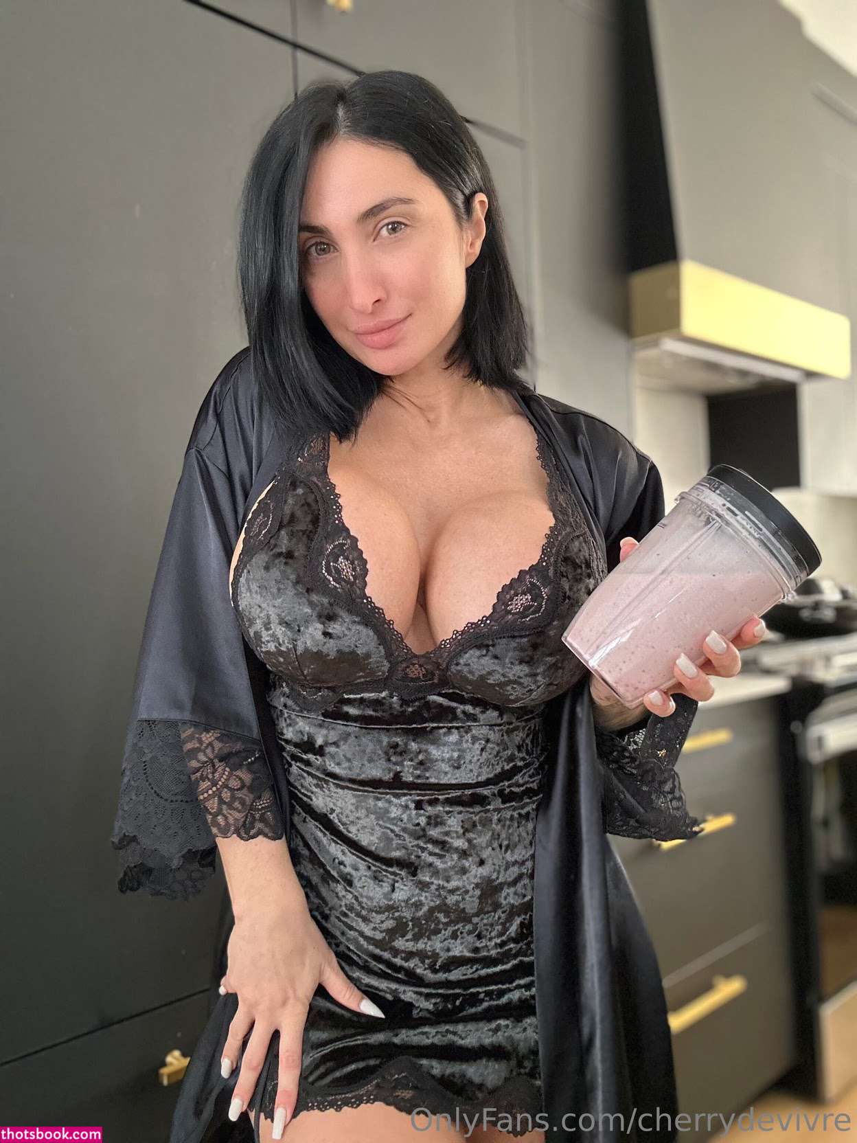 Cherry Devivre Photo #213