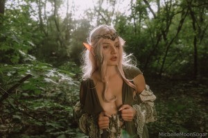 Ellie Land Photo #254