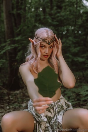 Ellie Land Photo #258