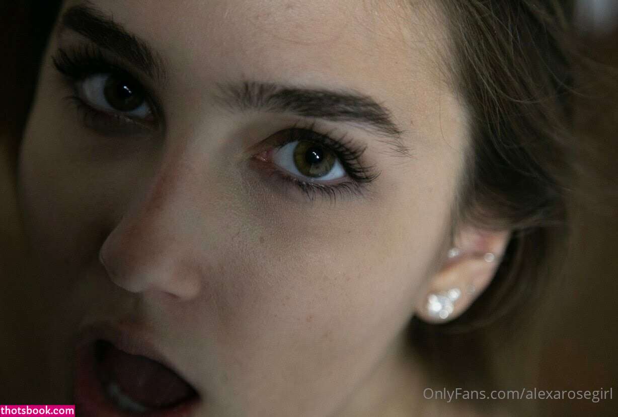 Alexarosegirl Photo #23