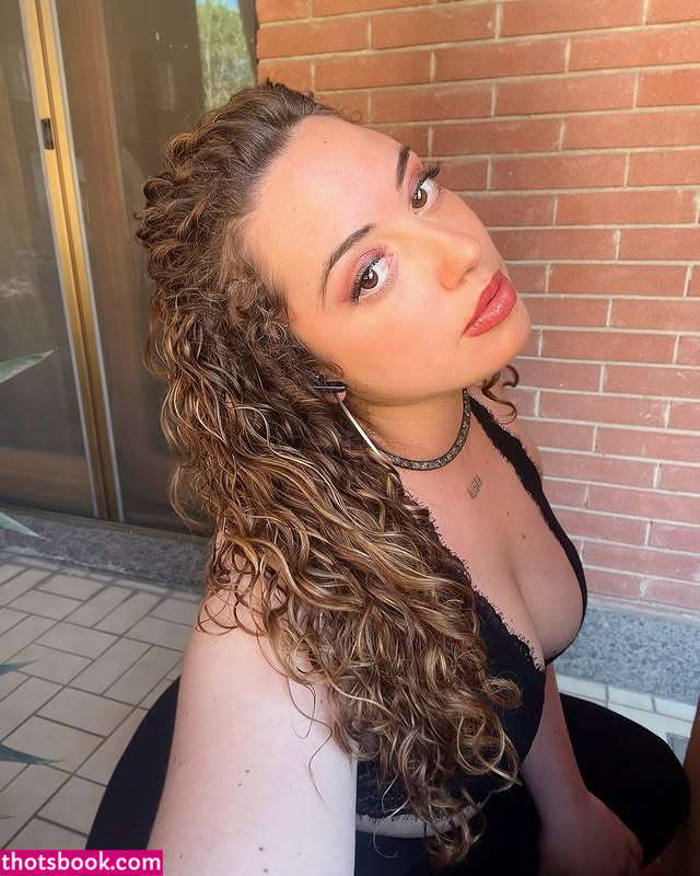 Elisabetta Rossi Photo #4