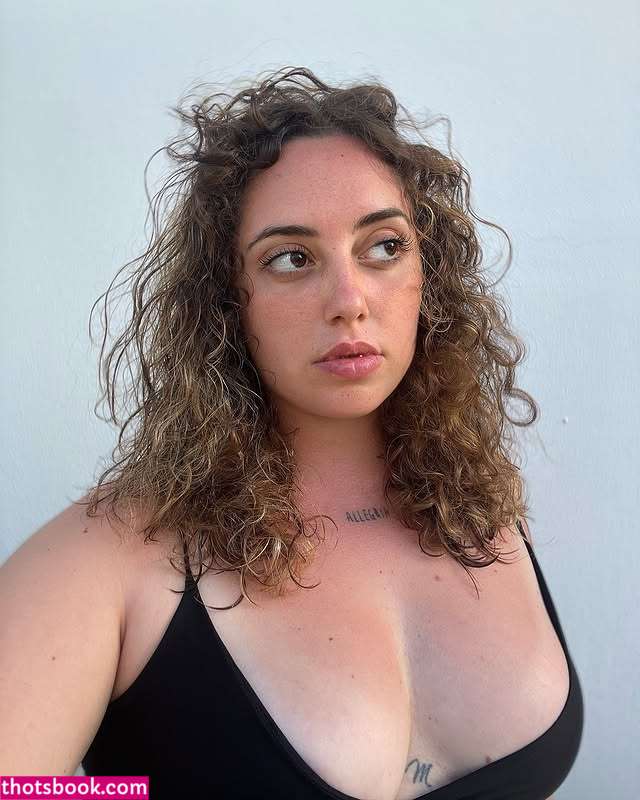 Elisabetta Rossi Photo #5