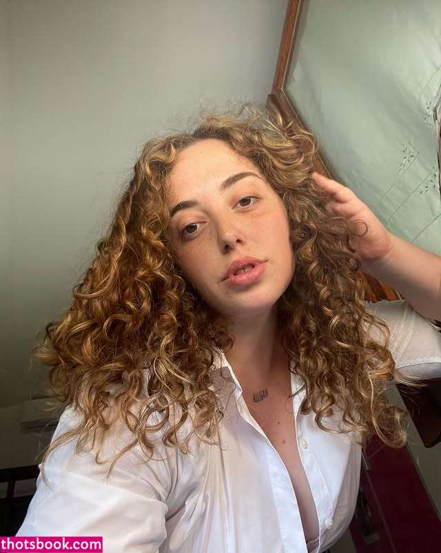 Elisabetta Rossi Photo #10