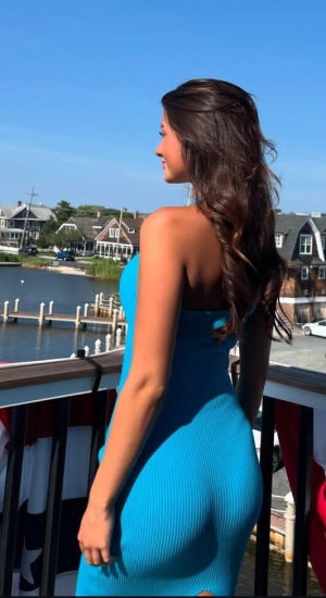 Gianna Thimons Photo #11