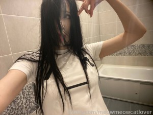 meowmeowcatlover Photo #3