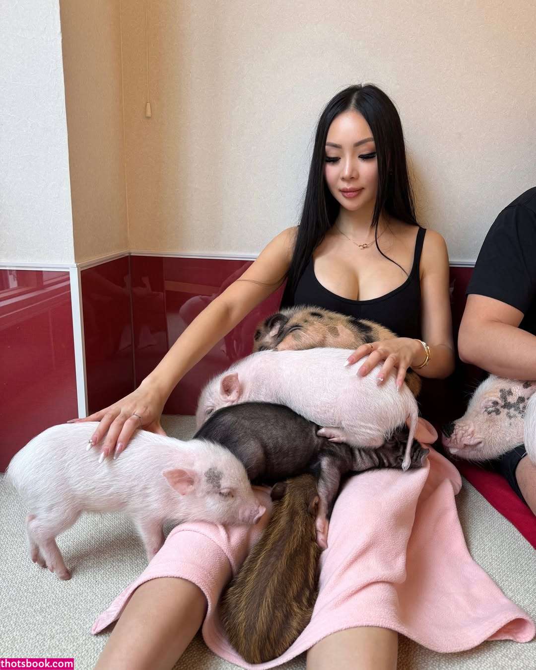 Connie Chen Photo #21