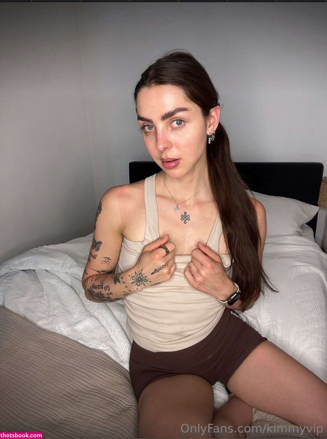 kimmydutchy Photo #6