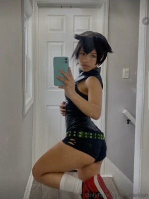 Liz Delilah Photo #6