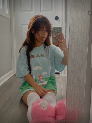 Liz Delilah Photo #7