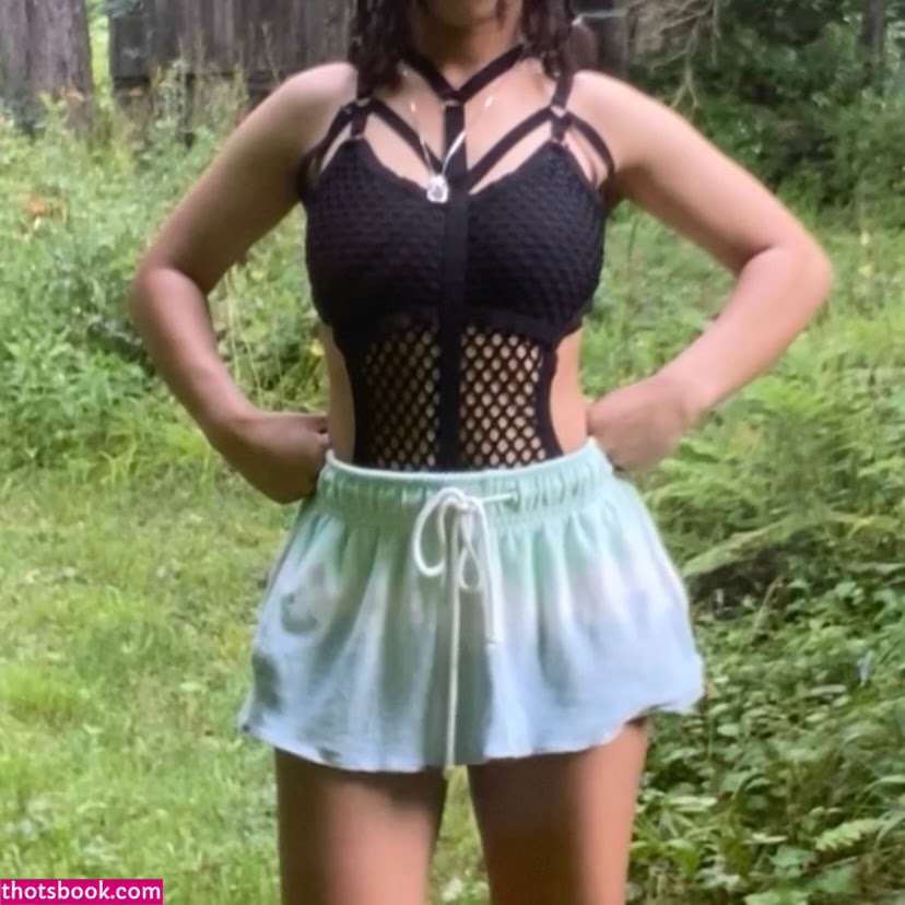 Liz Delilah Photo #22