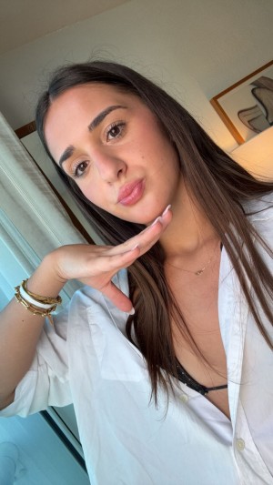 Pardiss Carello Photo #29